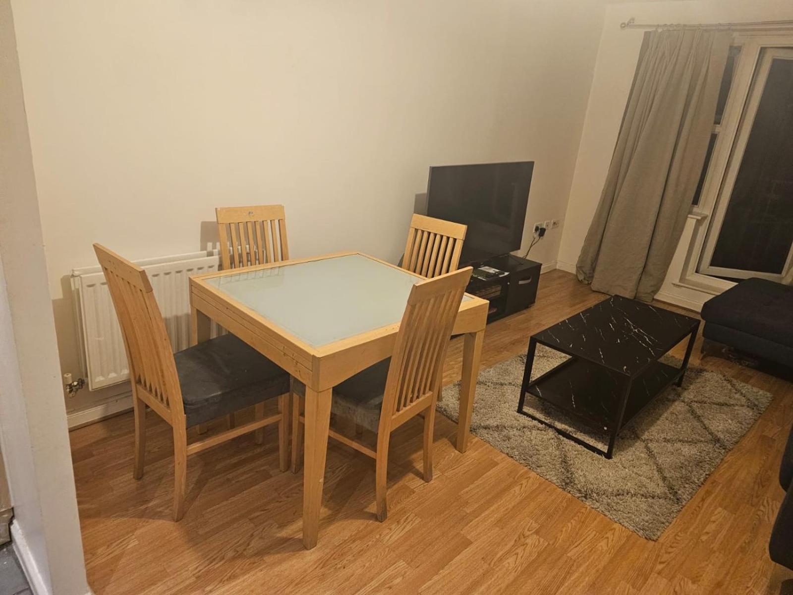Big Double Room With Bathroom In 2 Bedroom Flat Kitchen Is Shared Harrow on the Hill Exterior foto